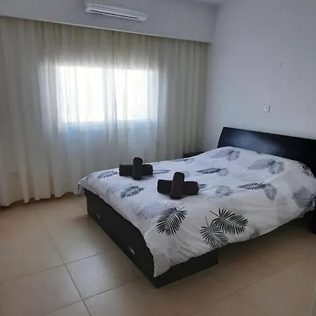 Cozy Two-bedroom In A Elisia Park With Swimming Pools