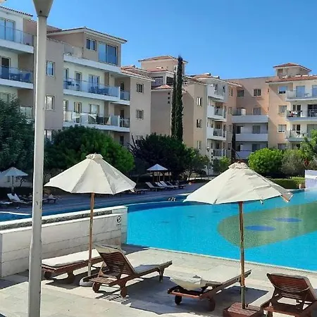 Cozy Two-bedroom In A Elisia Park With Swimming Pools *